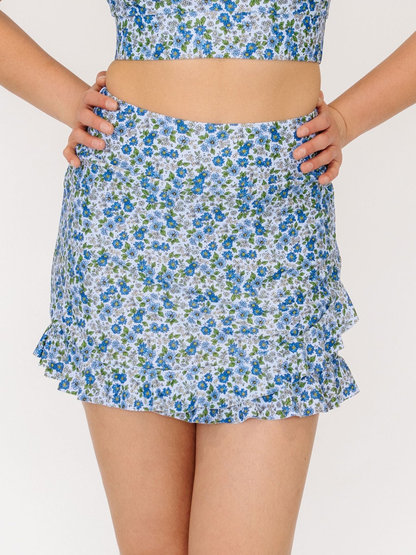 Cornflower Ruffle Skirt w/ Bottoms